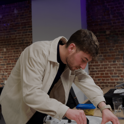 Atelier15 AI Photobooth by Mirror Experience